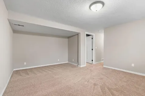 11202 97th Place N Maple Grove MN 55369