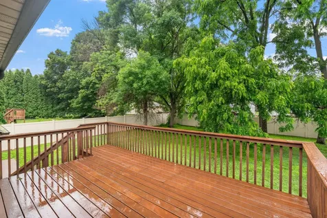 11202 97th Place N Maple Grove MN 55369