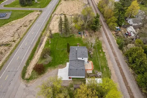 305 Main Avenue N Braham MN 55006
