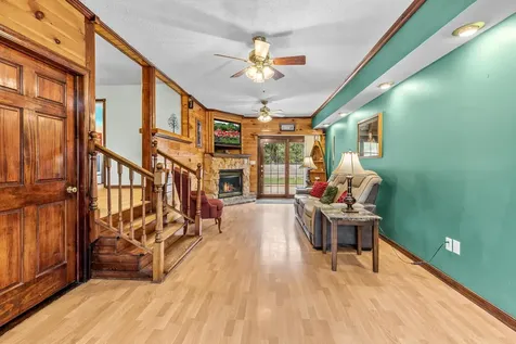 305 Main Avenue N Braham MN 55006