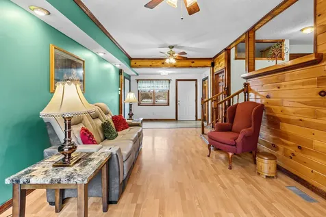 305 Main Avenue N Braham MN 55006