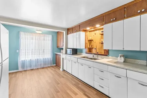 305 Main Avenue N Braham MN 55006