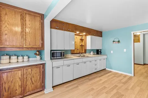 305 Main Avenue N Braham MN 55006