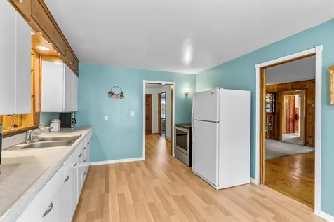 305 Main Avenue N Braham MN 55006