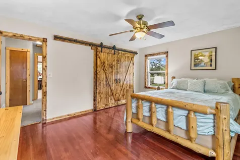 305 Main Avenue N Braham MN 55006