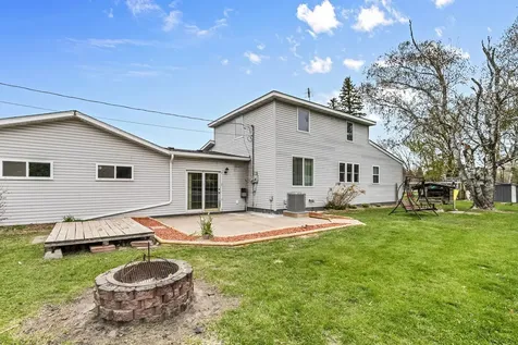 305 Main Avenue N Braham MN 55006