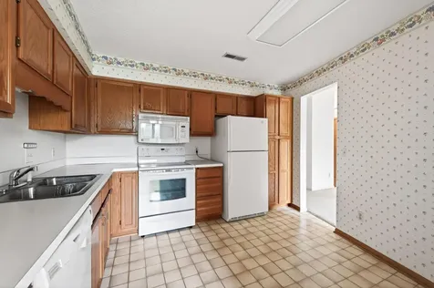 2638 Lake Court Drive Mounds View MN 55112