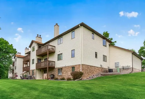 2638 Lake Court Drive Mounds View MN 55112