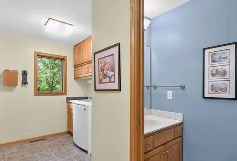 6650 235th Avenue NE Stacy MN 55079