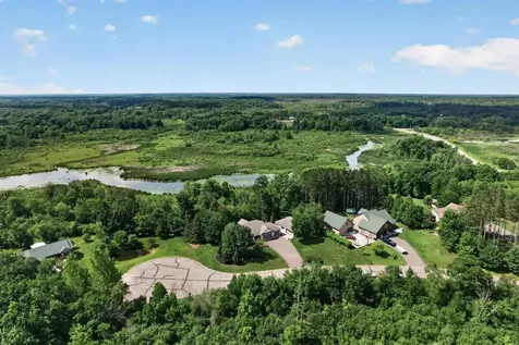 6650 235th Avenue NE Stacy MN 55079
