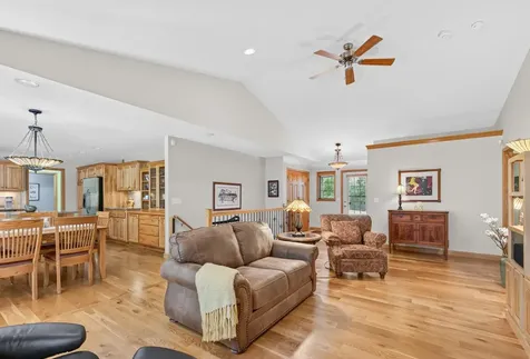 6650 235th Avenue NE Stacy MN 55079