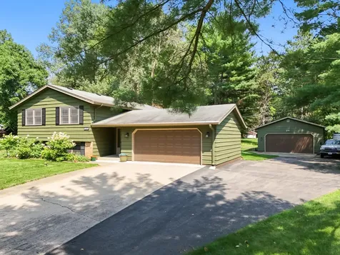 5649 Rebecca Lane Minnetonka MN 55345
