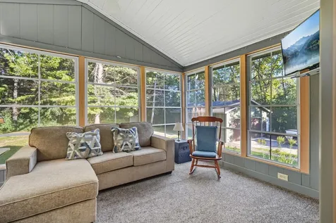 5649 Rebecca Lane Minnetonka MN 55345