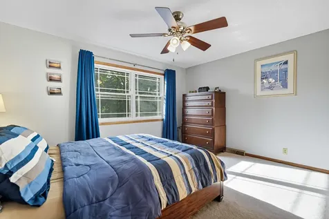 5649 Rebecca Lane Minnetonka MN 55345