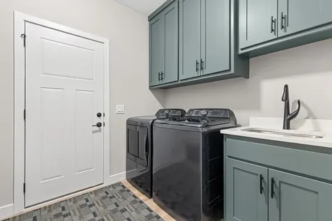 21936 Willys Street NE Cedar MN 55011