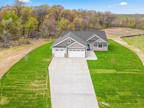 21936 Willys Street NE Cedar MN 55011