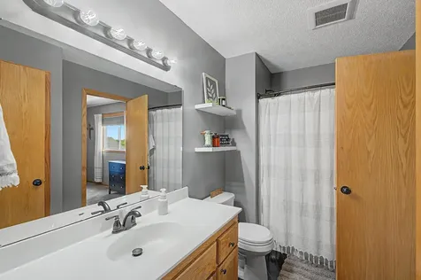401 10th Street SE Freeport MN 56331