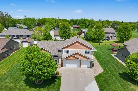 401 10th Street SE Freeport MN 56331