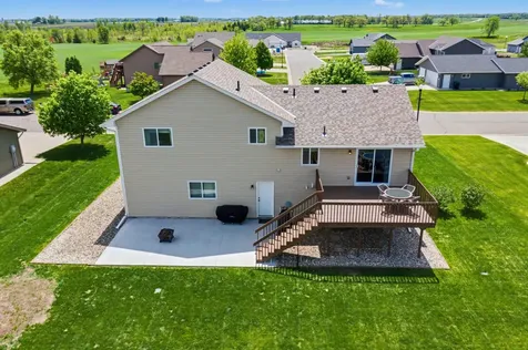 401 10th Street SE Freeport MN 56331