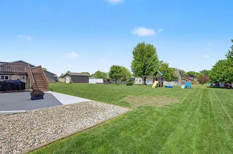 401 10th Street SE Freeport MN 56331