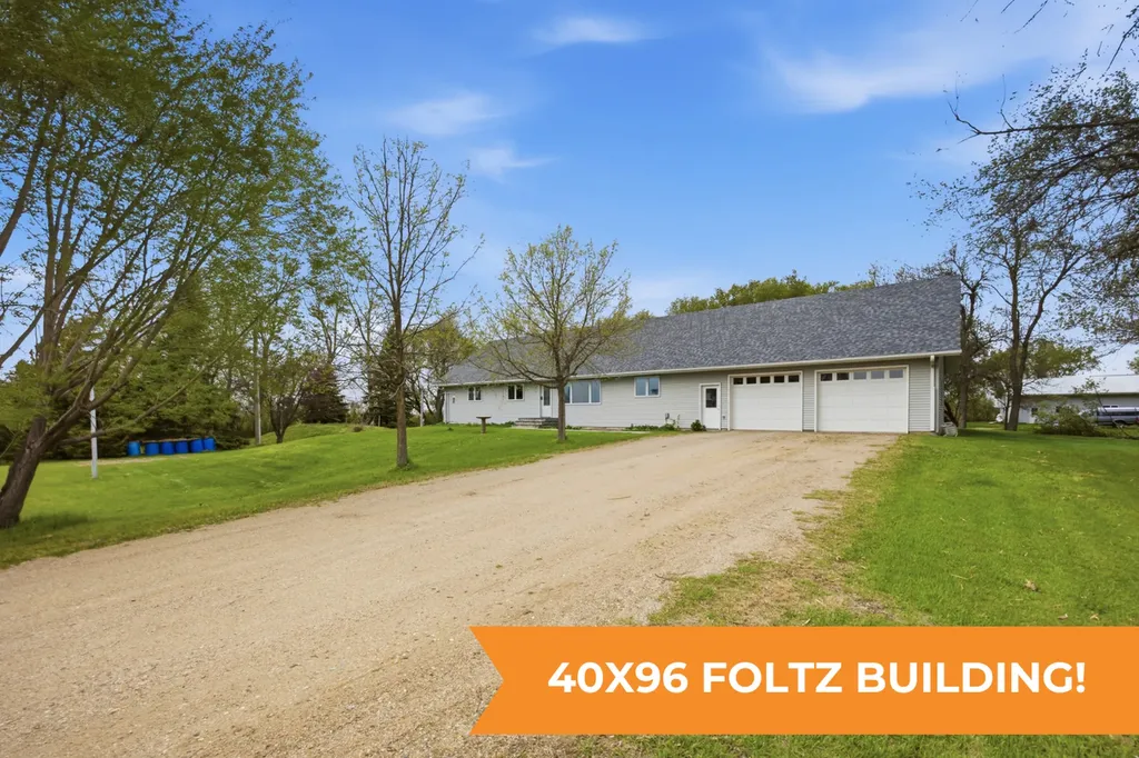 4942 43rd Avenue N Moorhead MN 56560