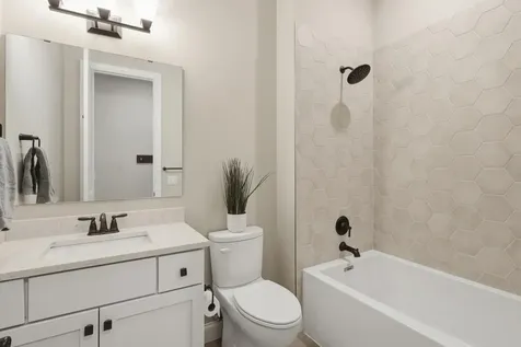 16383 Glory Lane Eden Prairie MN 55344