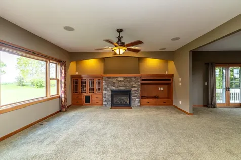 W11216 748th Avenue River Falls WI 54022