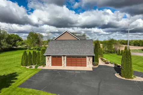 W11216 748th Avenue River Falls WI 54022