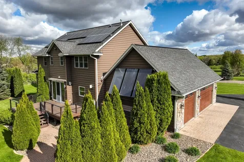 W11216 748th Avenue River Falls WI 54022