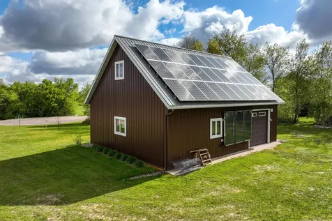 W11216 748th Avenue River Falls WI 54022