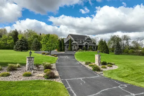 W11216 748th Avenue River Falls WI 54022