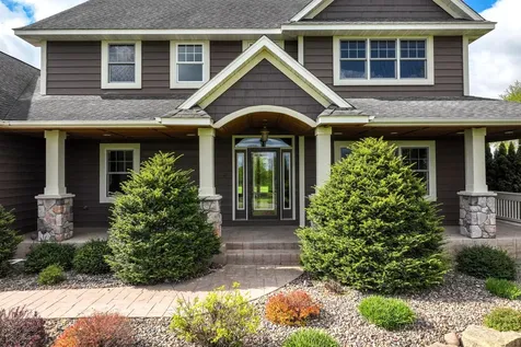 W11216 748th Avenue River Falls WI 54022