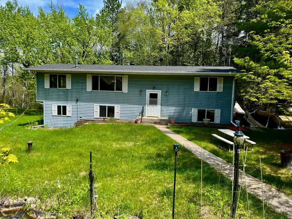 1206 E Ottum Avenue Bigfork MN 56628