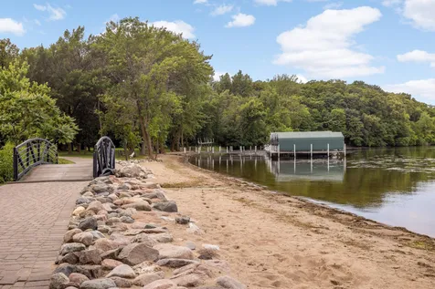 4145 Trillium Lane E Mound MN 55364