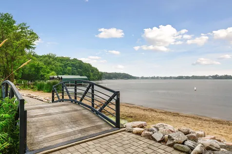 4145 Trillium Lane E Mound MN 55364