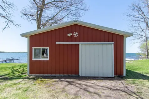 42491 Vista Road Isle MN 56342