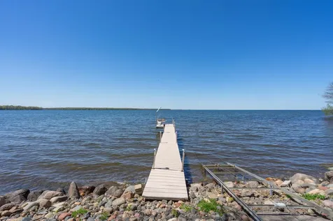 42491 Vista Road Isle MN 56342