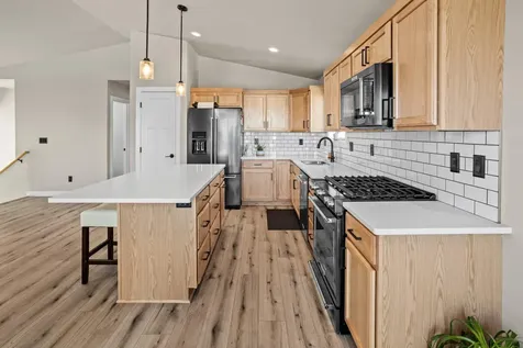 6353 83rd Avenue S Horace ND 58047