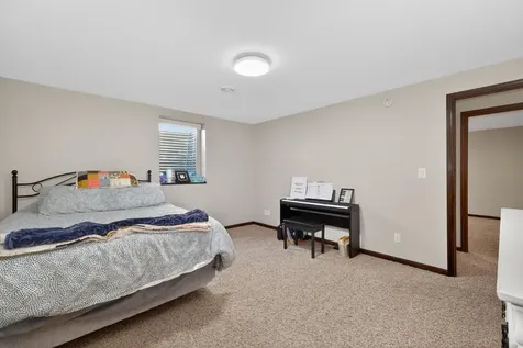 912 35th Avenue W West Fargo ND 58078