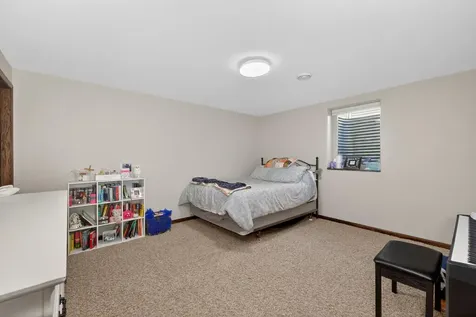 912 35th Avenue W West Fargo ND 58078