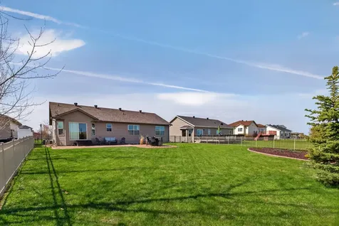 912 35th Avenue W West Fargo ND 58078