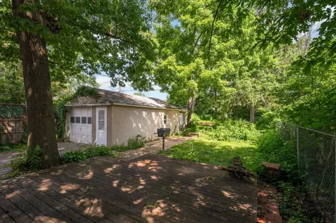 1015 Hubbard Avenue Saint Paul MN 55104