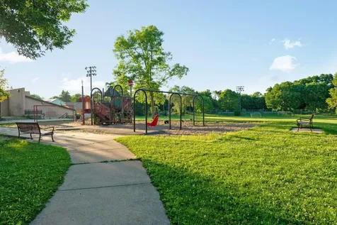 1015 Hubbard Avenue Saint Paul MN 55104