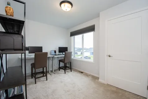 7892 Buckthorn Avenue Horace ND 58047
