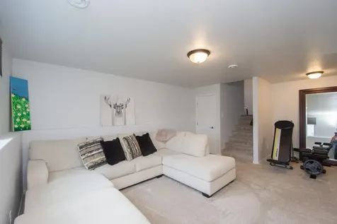7892 Buckthorn Avenue Horace ND 58047