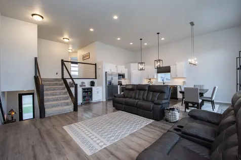 7892 Buckthorn Avenue Horace ND 58047