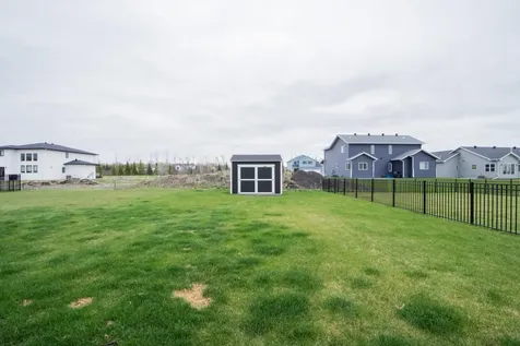 7892 Buckthorn Avenue Horace ND 58047
