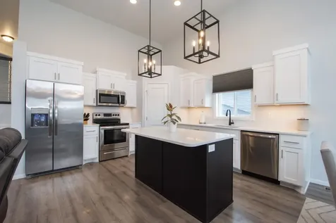 7892 Buckthorn Avenue Horace ND 58047