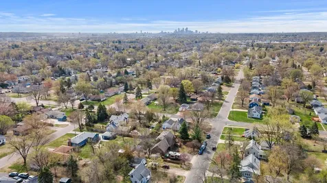 5510 James Avenue N Brooklyn Center MN 55430