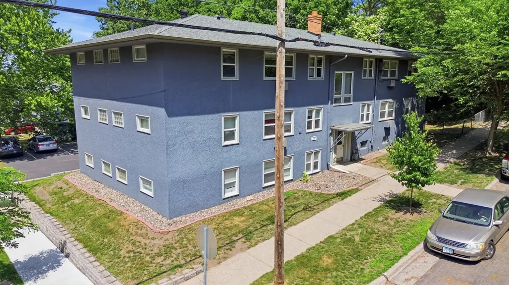 149 Morton Street E Saint Paul MN 55107